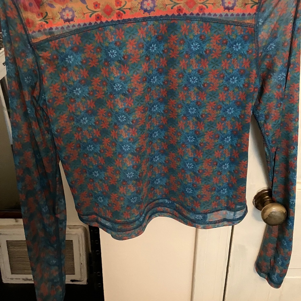 Natural Life mesh shirt